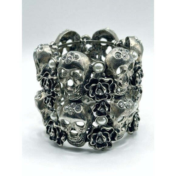 Silver-tone Gothic Skulls And Roses Wide Cuff Bracelet Rhinestones Faux Pearls - Picture 4 of 4